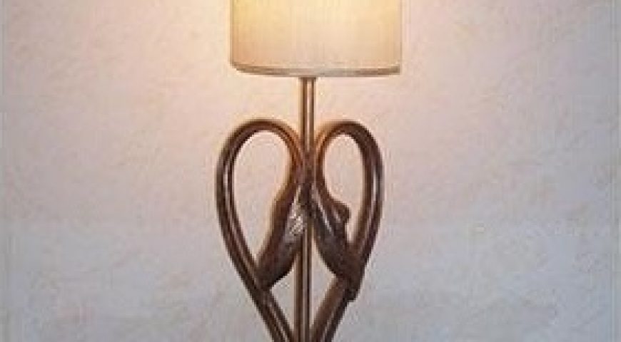 Abatjour in ferro battuto IL 102