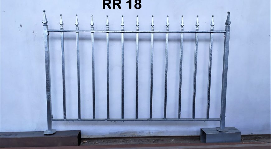 Ringhiera per recinto in ferro battuto RR 18