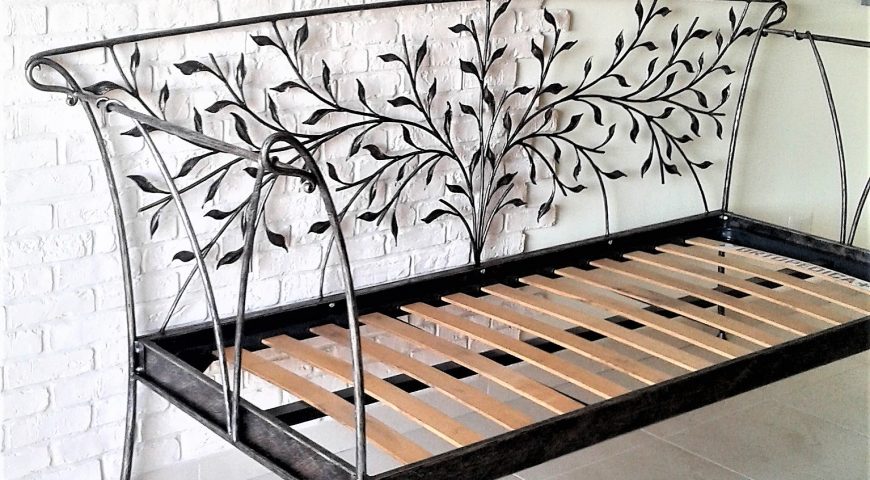 Divanetto in ferro battuto SF 45