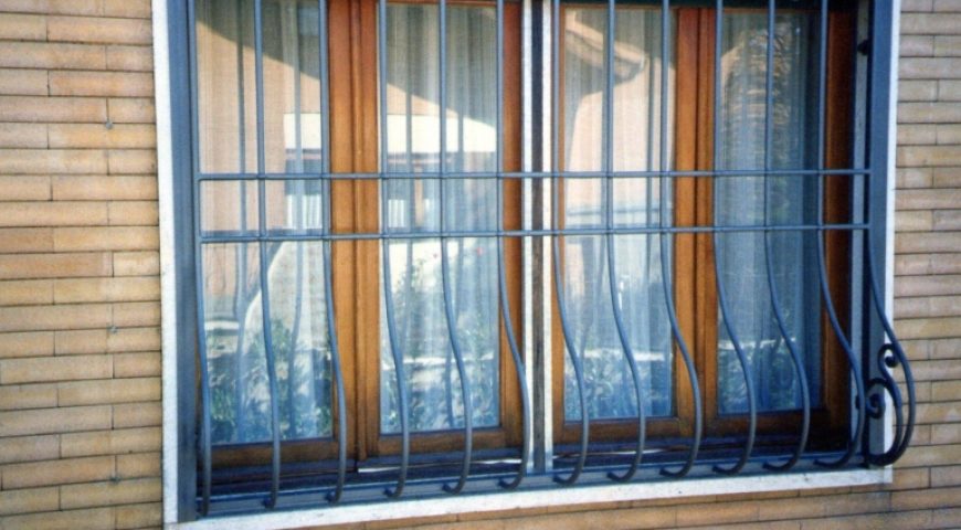 Grata di protezione in ferro battuto GP 07