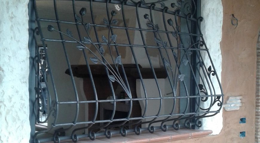 Grata di protezione in ferro battuto GP 29