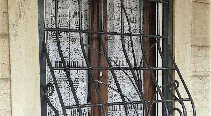 Grata di protezione in ferro battuto GP 35