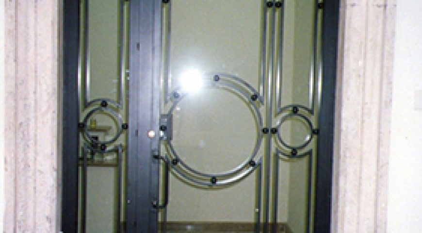 Portone d’ingresso in ferro battuto PI 17