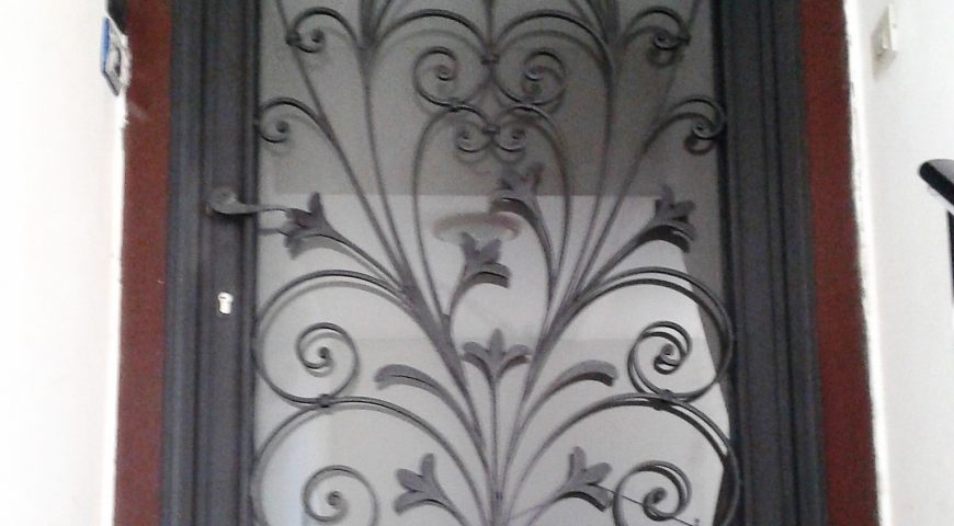 Portone d’ingresso in ferro battuto PI 28