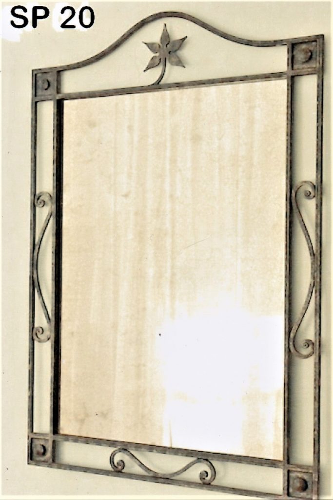 Cornice per specchio in ferro battuto