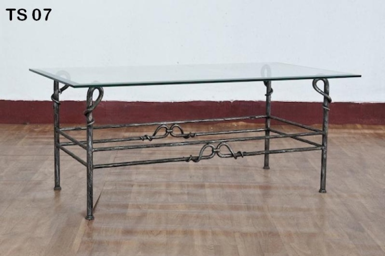 Tavolino da salotto in ferro battuto