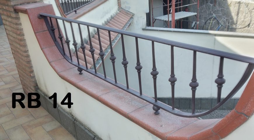 Ringhiera per balcone in ferro battuto RB 13, Iron Art