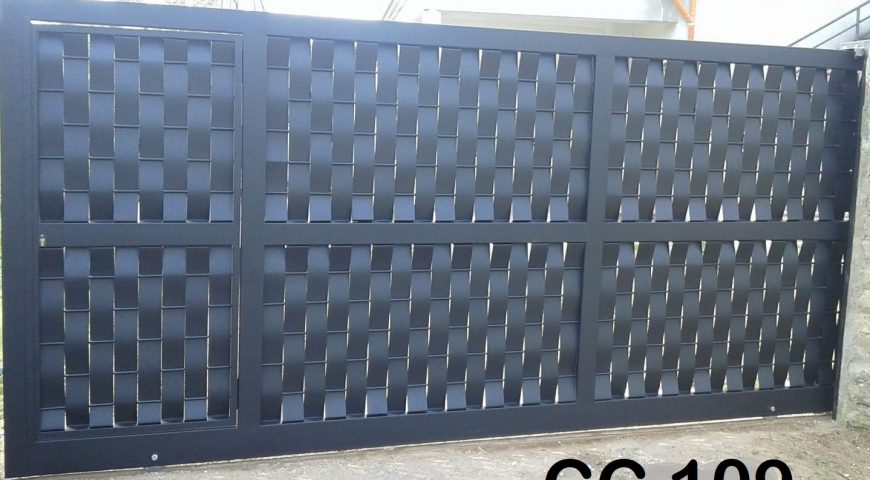 Cancello carrabile in ferro e fasce di lamiera CC 109