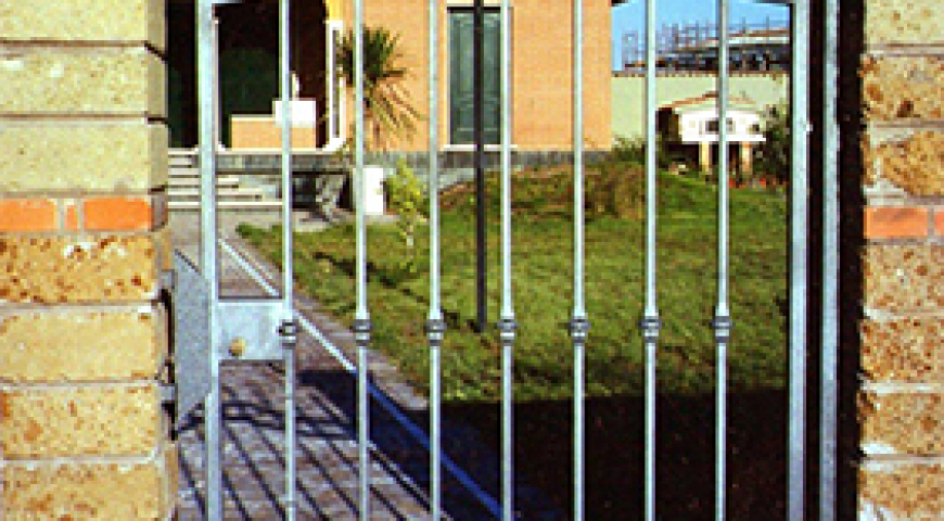 Cancello pedonale in ferro battuto CP 14