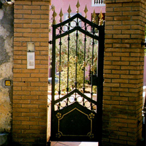 Cancello pedonale in ferro battuto CP 16
