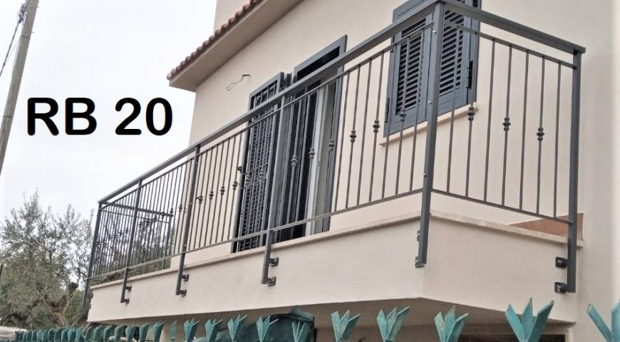 Ringhiera per balcone in ferro battuto RB 20
